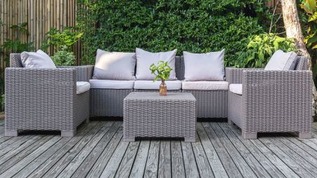 Image 21 How to choose garden furniture for your country house
